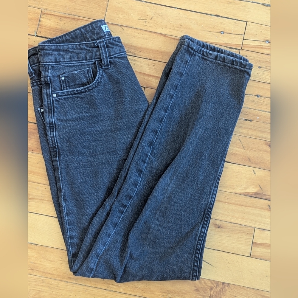 Zara Classic Black straight Denim Jeans